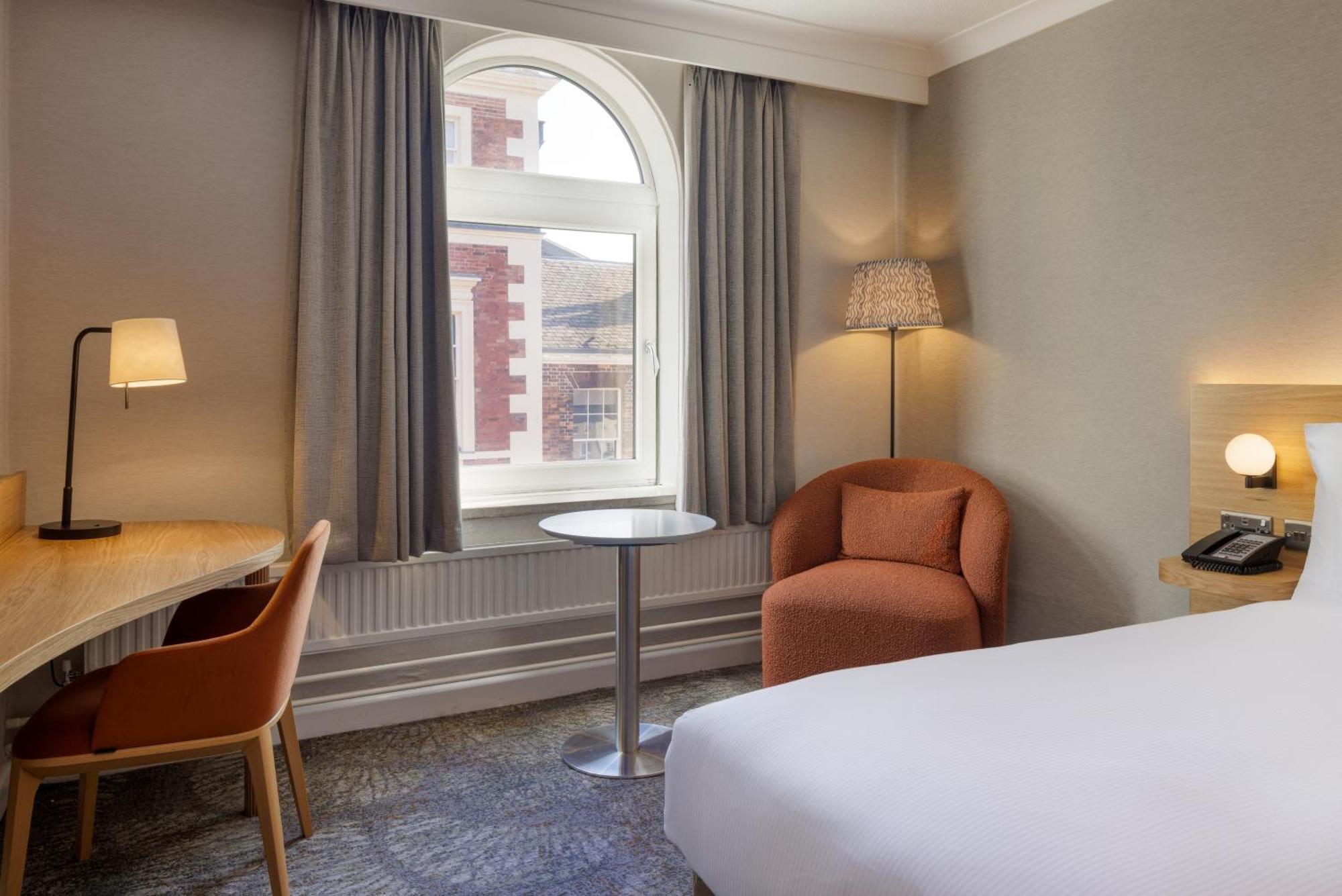 Hilton Hotel 4*